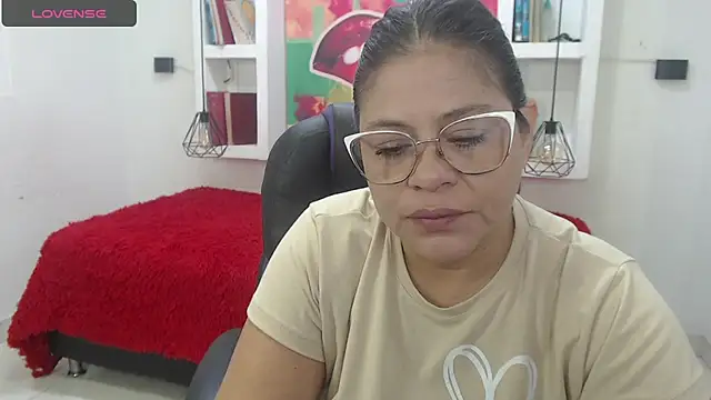 Snapshot of sexy_lady_0 chatting on 10-06-25, 11:29 sexy lady 0 online show from 10-06-25, 11:29