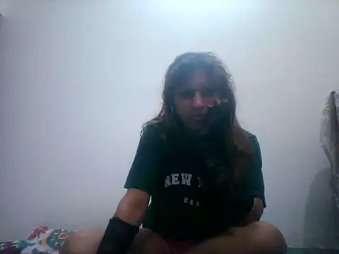 Snapshot of MmmMonikaBabie chatting on 08-01-26, 07:18 MmmMonikaBabie online show from 08-01-26, 07:18