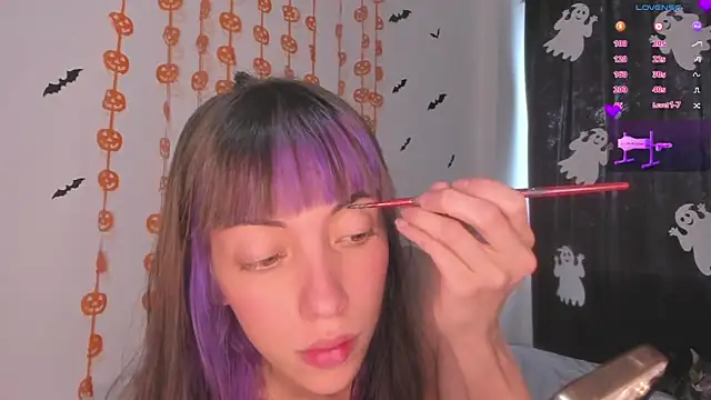 MiaGoth  online show from 10-18-25, 08:53