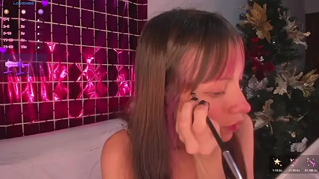 MiaGoth  online show from 12-19-25, 03:13