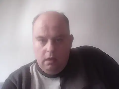 bigi441980 online show from 09-26-25, 09:35