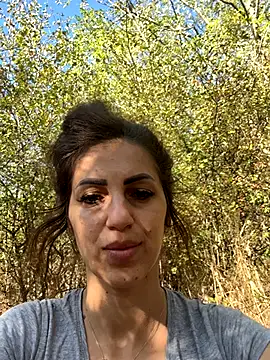 Snapshot of EmaSkyes chatting on 09-21-25, 06:15 EmaSkyes online show from 09-21-25, 06:15