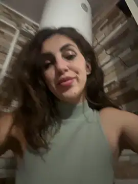 EmaSkyes online show from 10-05-25, 07:45