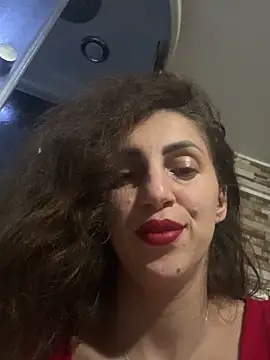 Snapshot of EmaSkyes chatting on 10-13-25, 06:41 EmaSkyes online show from 10-13-25, 06:41