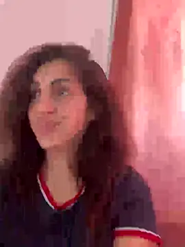 Snapshot of EmaSkyes chatting on 10-24-25, 11:28 EmaSkyes online show from 10-24-25, 11:28