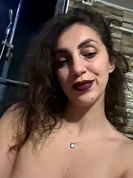 Snapshot of EmaSkyes chatting on 10-28-25, 07:38 EmaSkyes online show from 10-28-25, 07:38