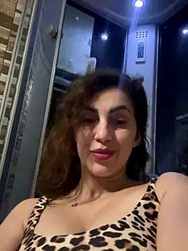 Snapshot of EmaSkyes chatting on 11-01-25, 08:44 EmaSkyes online show from 11-01-25, 08:44