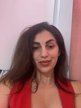 Snapshot of EmaSkyes chatting on 11-13-25, 07:51 EmaSkyes online show from 11-13-25, 07:51