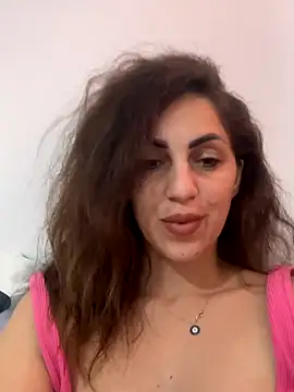 Snapshot of EmaSkyes chatting on 11-25-25, 09:31 EmaSkyes online show from 11-25-25, 09:31