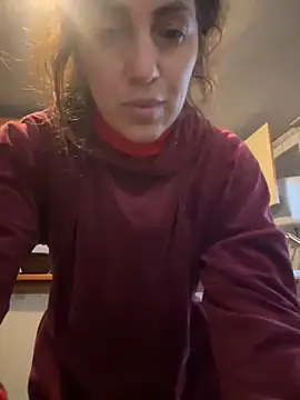 Snapshot of EmaSkyes chatting on 12-01-25, 02:11 EmaSkyes online show from 12-01-25, 02:11