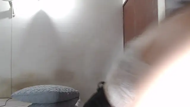 aurelialux online show from 03-06-25, 09:31