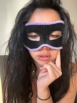 Sarettamiss online show from 02-14-25, 05:14