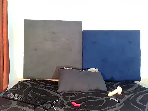 Snapshot of ReginaStar16 chatting on 03-09-25, 04:44 ReginaStar16 online show from 03-09-25, 04:44