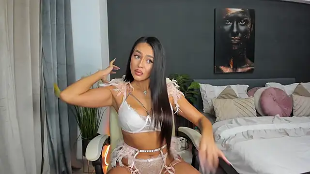 Snapshot of Sonia__Rey chatting on 10-10-25, 05:17 Sonia Rey online show from 10-10-25, 05:17