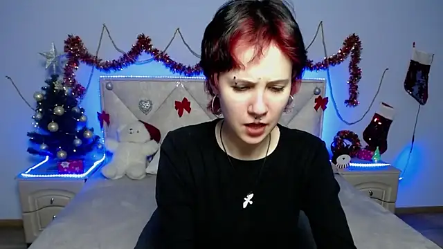 Snapshot of SibbyNifsa chatting on 12-03-24, 04:17 SibbyNifsa online show from 12-03-24, 04:17