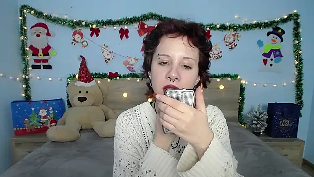 Snapshot of SibbyNifsa chatting on 12-25-24, 10:17 SibbyNifsa online show from 12-25-24, 10:17