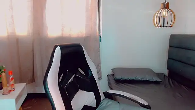 Oriana braom online show from 01-22-25, 10:26