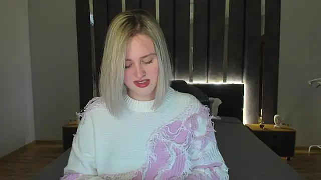 Snapshot of _Sarah_Soul_ chatting on 12-31-24, 06:59  Sarah Soul  online show from 12-31-24, 06:59