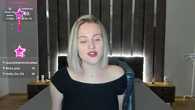 Snapshot of _Sarah_Soul_ chatting on 01-06-25, 04:36  Sarah Soul  online show from 01-06-25, 04:36