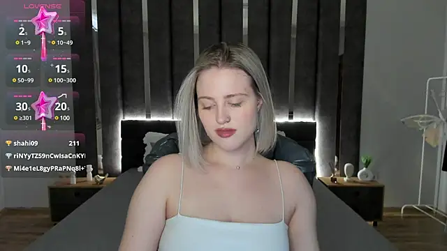 Snapshot of _Sarah_Soul_ chatting on 01-23-25, 07:00  Sarah Soul  online show from 01-23-25, 07:00