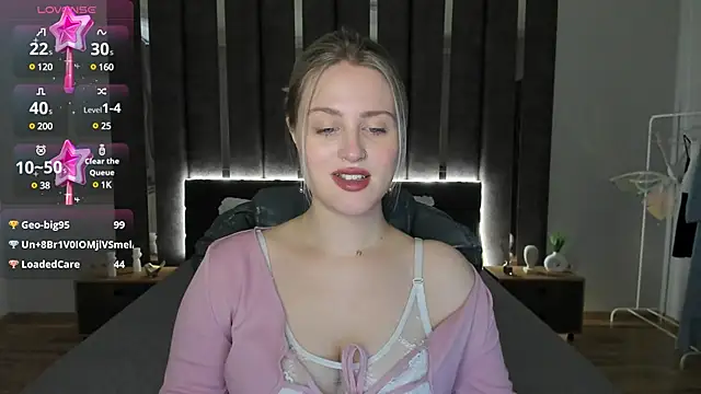 Snapshot of _Sarah_Soul_ chatting on 01-24-25, 03:43  Sarah Soul  online show from 01-24-25, 03:43