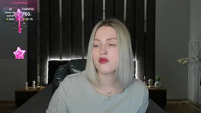 Snapshot of _Sarah_Soul_ chatting on 01-27-25, 12:54  Sarah Soul  online show from 01-27-25, 12:54