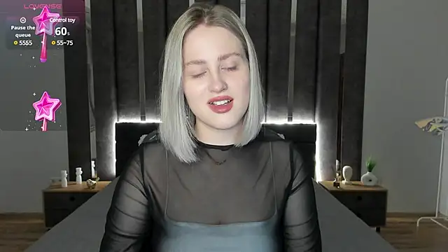 Snapshot of _Sarah_Soul_ chatting on 01-30-25, 12:50  Sarah Soul  online show from 01-30-25, 12:50