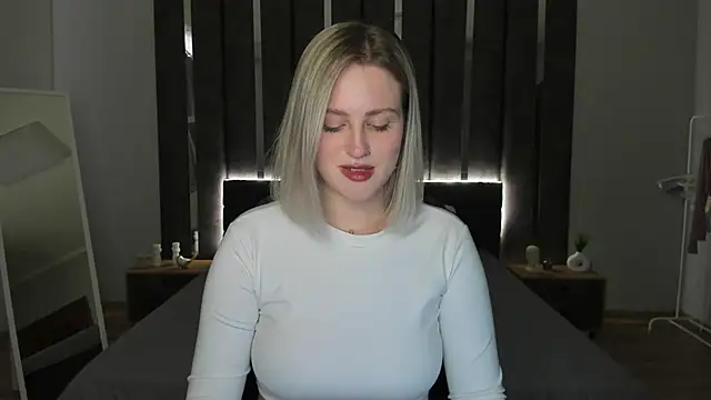 Snapshot of _Sarah_Soul_ chatting on 02-04-25, 07:07  Sarah Soul  online show from 02-04-25, 07:07