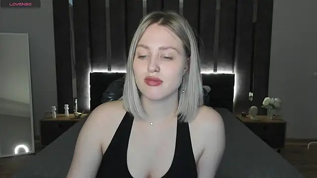 Snapshot of _Sarah_Soul_ chatting on 02-11-25, 03:50  Sarah Soul  online show from 02-11-25, 03:50