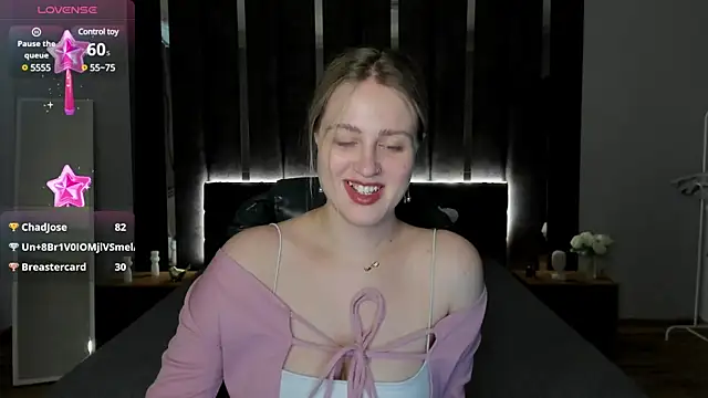 Snapshot of _Sarah_Soul_ chatting on 02-13-25, 04:00  Sarah Soul  online show from 02-13-25, 04:00