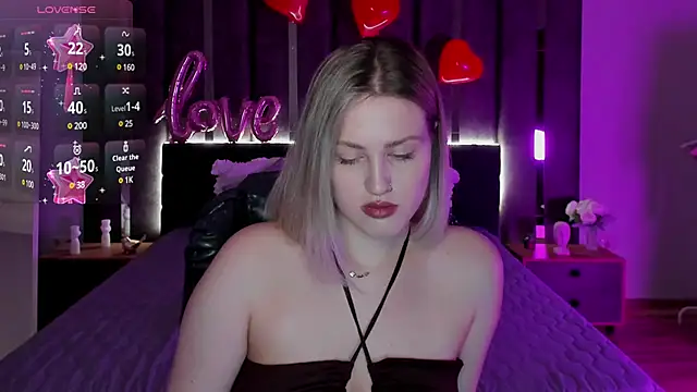 Snapshot of _Sarah_Soul_ chatting on 02-16-25, 12:52  Sarah Soul  online show from 02-16-25, 12:52