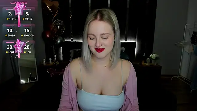 Snapshot of _Sarah_Soul_ chatting on 03-07-25, 12:58  Sarah Soul  online show from 03-07-25, 12:58