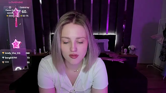 Snapshot of _Sarah_Soul_ chatting on 03-19-25, 03:52  Sarah Soul  online show from 03-19-25, 03:52
