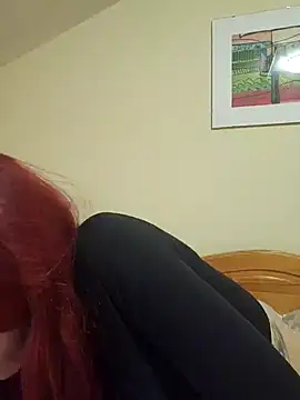 Snapshot of Carolina_red chatting on 02-27-26, 01:44 Carolina red online show from 02-27-26, 01:44