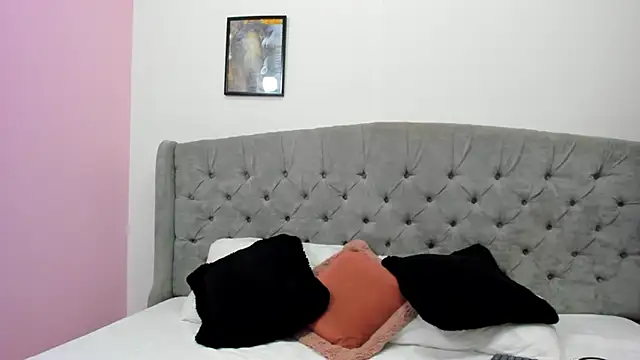 Valesskahall online show from 12-26-24, 12:16