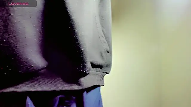 Elissa taylor  online show from 02-17-25, 03:53