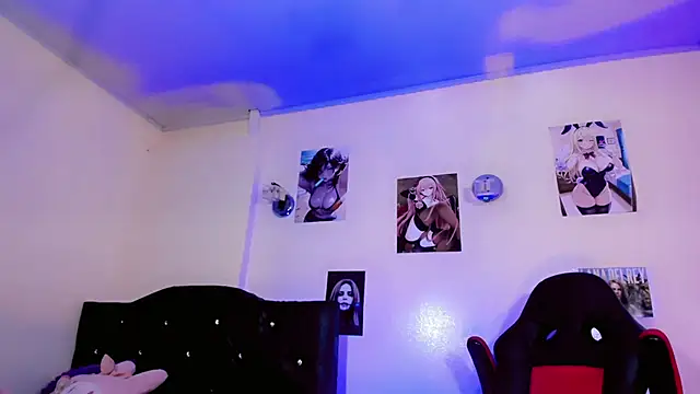 Elissa taylor  online show from 11-04-25, 07:24