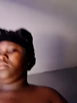 Dark Berry 26 online show from 04-25-26, 04:15