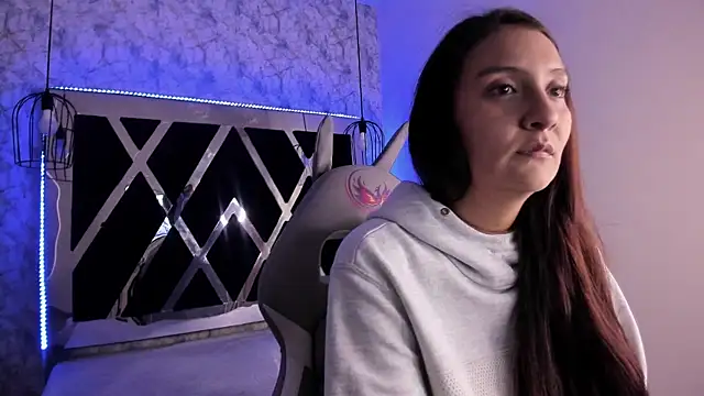  alaia collway  online show from 01-30-25, 12:06