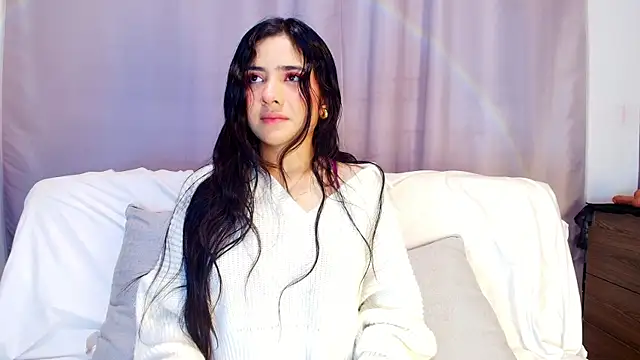 adara johnson   online show from 10-15-25, 11:43