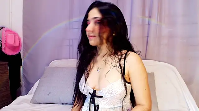 adara johnson   online show from 10-19-25, 11:55