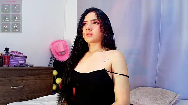 adara johnson   online show from 11-24-25, 11:54