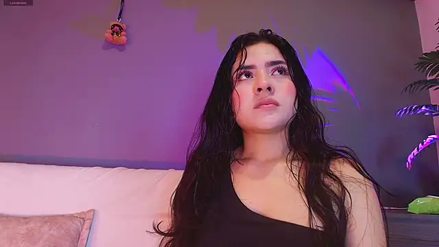 adara johnson   online show from 04-23-26, 11:42