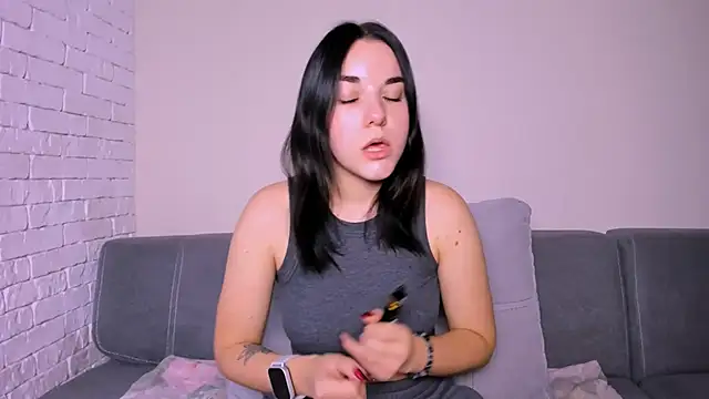 Kate Ree online show from 10-13-25, 04:56