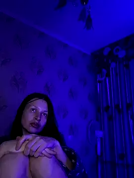 Snapshot of Starry_Siren chatting on 12-02-24, 08:11 Starry Siren online show from 12-02-24, 08:11