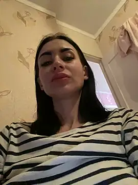 Snapshot of Starry_Siren chatting on 01-15-25, 05:05 Starry Siren online show from 01-15-25, 05:05