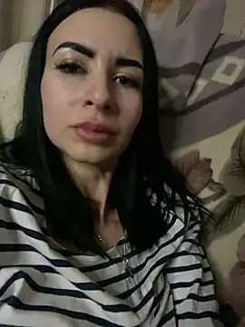 Snapshot of Starry_Siren chatting on 01-15-25, 08:05 Starry Siren online show from 01-15-25, 08:05