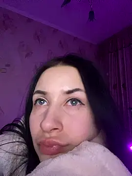 Snapshot of Starry_Siren chatting on 10-13-25, 06:41 Starry Siren online show from 10-13-25, 06:41