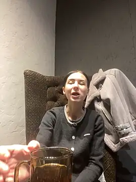 Snapshot of Starry_Siren chatting on 10-29-25, 02:41 Starry Siren online show from 10-29-25, 02:41