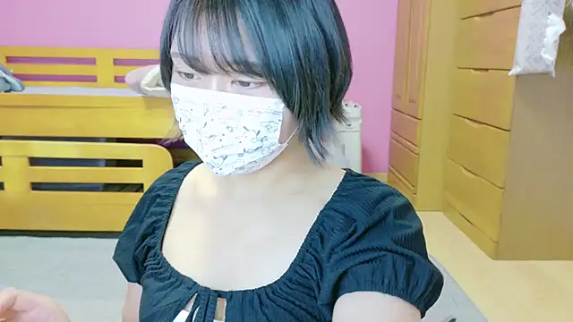 Snapshot of _usya_2525 chatting on 01-09-25, 04:39 usya 2525 online show from 01-09-25, 04:39